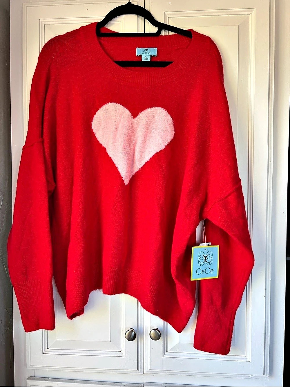 CeCe Valentine Heart Print Crewneck Sweater in Red & Pink Size XL